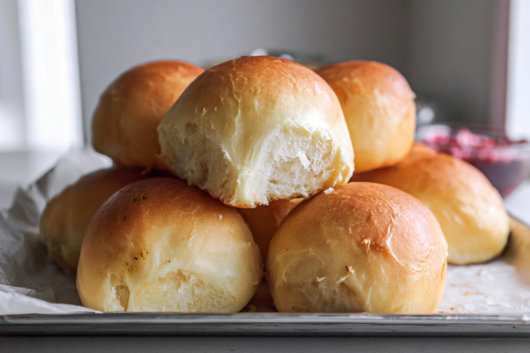 Soft Dinner Rolls 10.Png